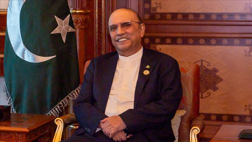 صدر بی بی شہید کے وژن کے تحت جمہوریت کو مستحکم کرنے کے عزم کی تصدیق کرتے ہیں